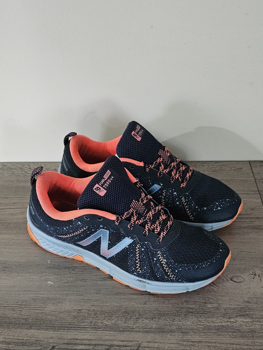 New Balance T590 V4 Fuelcore Navy Blue Orange Coral Women's Athletic Sneakers 8